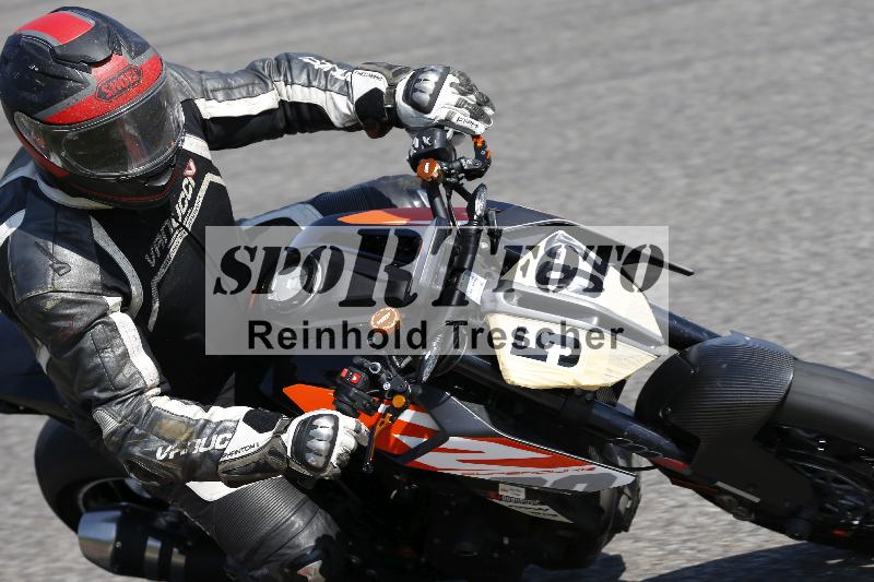 /45 10.08.2025 Plüss Moto Sport ADR/Einsteiger/582